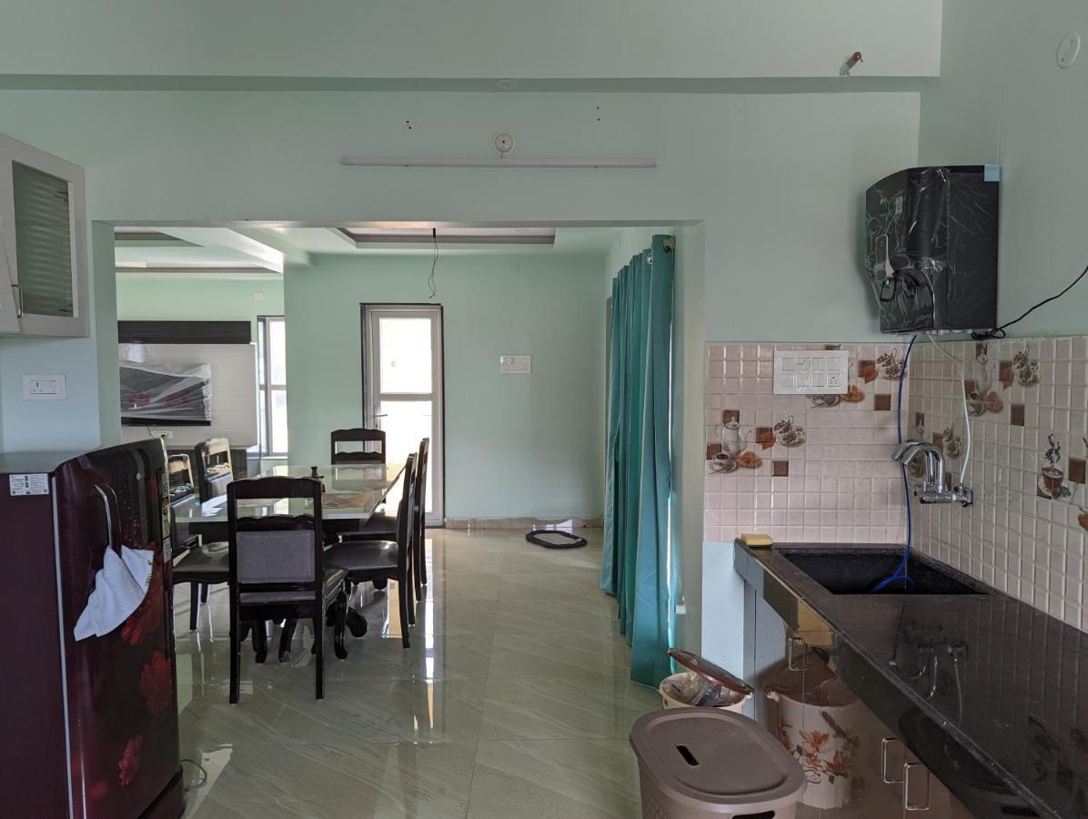 Apartamento Ramya Grand Visakhapatnam Exterior foto