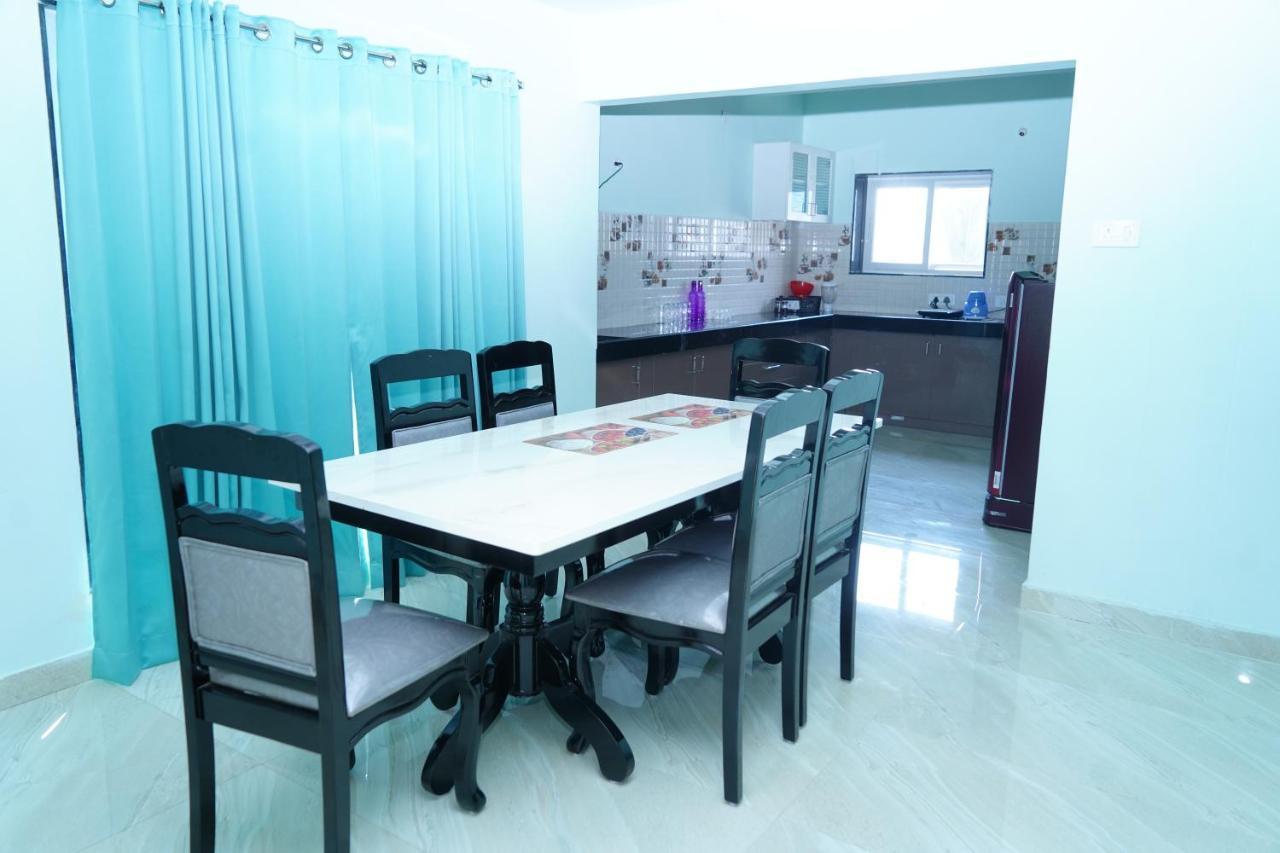 Apartamento Ramya Grand Visakhapatnam Exterior foto