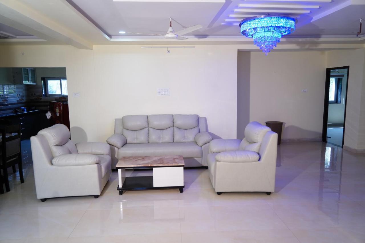 Apartamento Ramya Grand Visakhapatnam Exterior foto